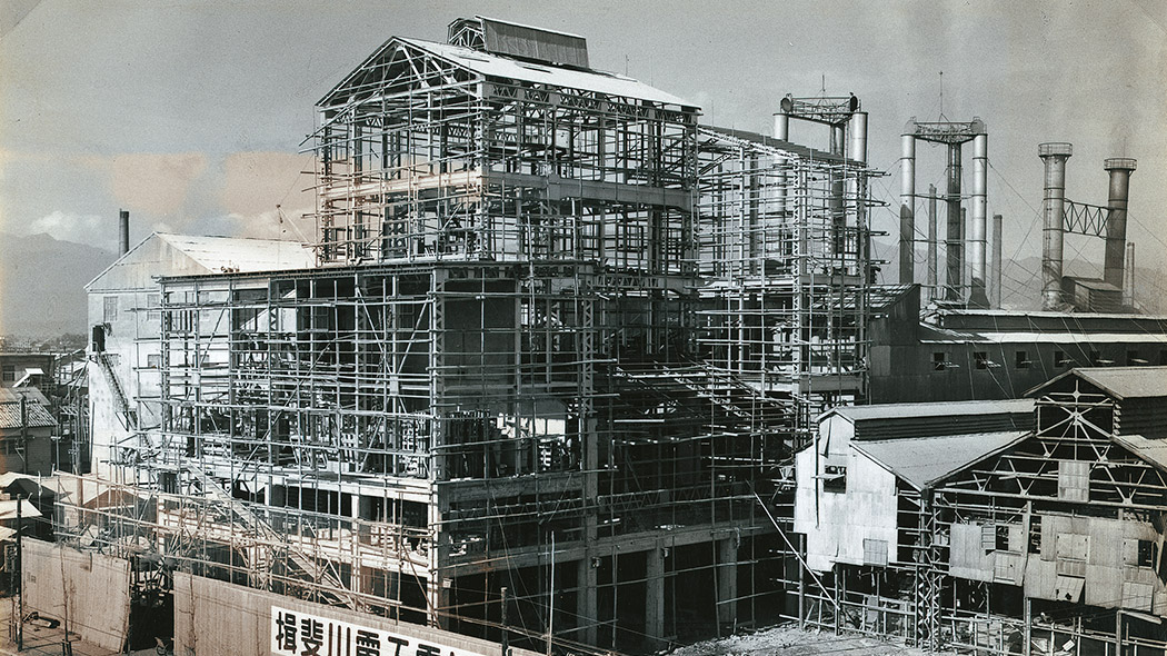 Construction of a large furnace to meet the strong demand for carbide